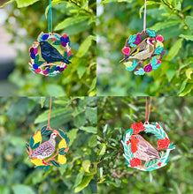 Load image into Gallery viewer, Pack of 4 Bird Christmas Decorations