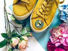 Load image into Gallery viewer, Bumble Bee Enamel Pin