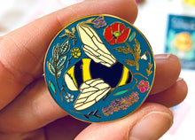 Load image into Gallery viewer, Bumble Bee Enamel Pin