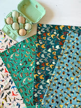 Load image into Gallery viewer, Bumble Bee Print Tea Towel
