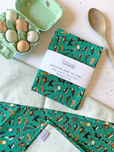 Load image into Gallery viewer, Duck Print Tea Towel
