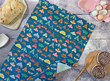 Load image into Gallery viewer, Moths Oven Glove
