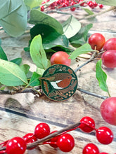 Load image into Gallery viewer, Robin Enamel Pin Badge
