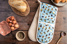 Load image into Gallery viewer, Bumble Bee Print Oven Gloves
