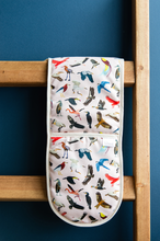 Load image into Gallery viewer, Bird Print Oven Gloves
