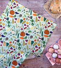Load image into Gallery viewer, Vegetable Print Tea Towel
