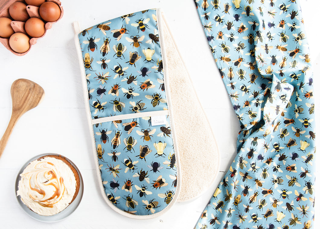 Bumble Bee Oven Glove & Tea Towel Set