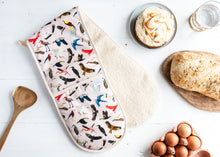 Load image into Gallery viewer, Bird Print Oven Gloves
