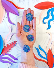 Load image into Gallery viewer, Manta Ray &amp; Whale Enamel Pin
